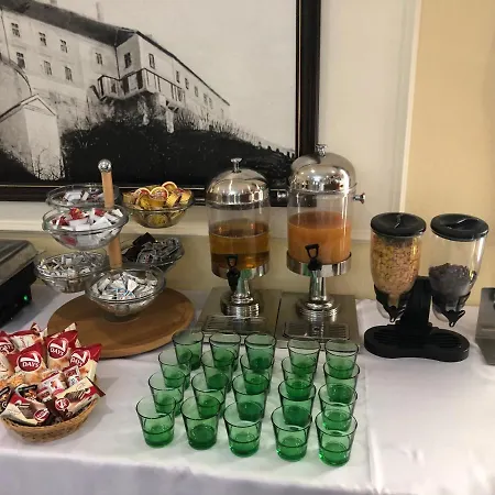 Jelen Hotel Hlohovec