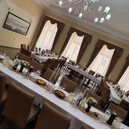 Jelen Hotel Hlohovec