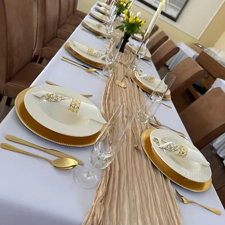 耶伦酒店 3* 赫洛霍韦茨