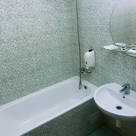 Jelen Hotel 3*