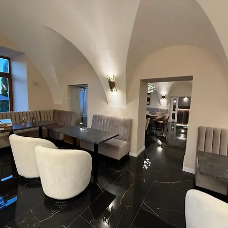 Hotel Jelen