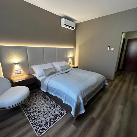 Hotel Jelen 3*