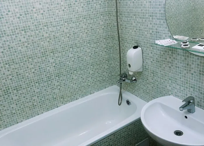 Jelen Hotel 3*